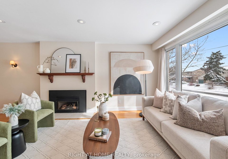 971-essa-crescent-pickering-ontario-e12895486