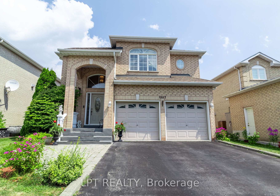 1887-fairport-road-pickering-ontario-e12896104