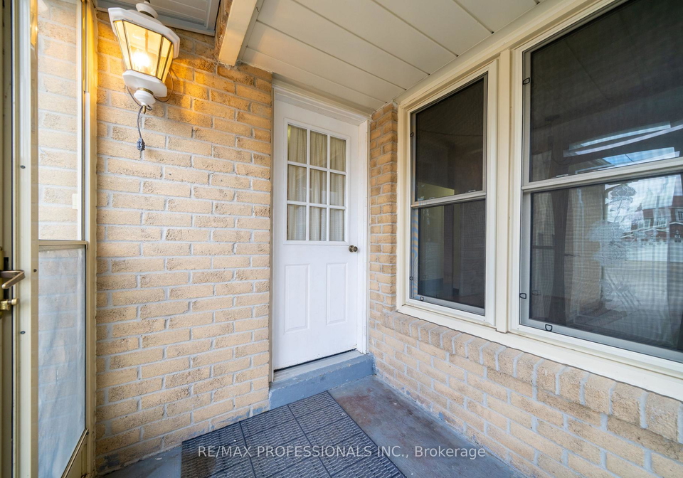 23-jacob-fisher-drive-scarborough-ontario-e12896374