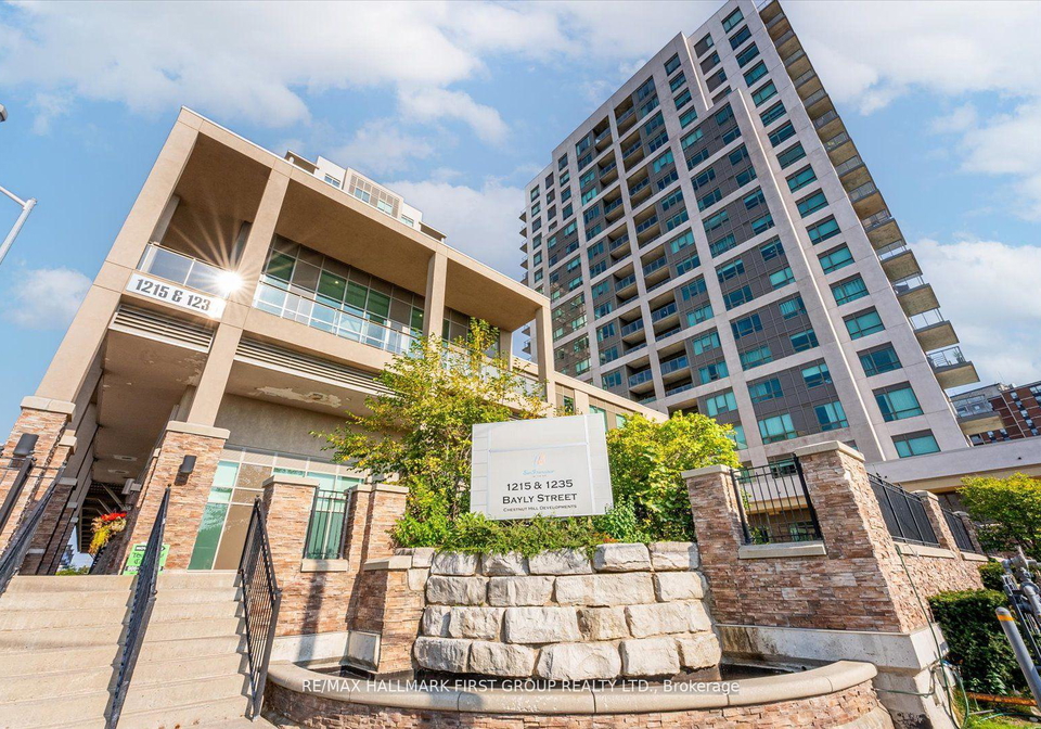 1215-bayly-street-pickering-ontario-e12896438