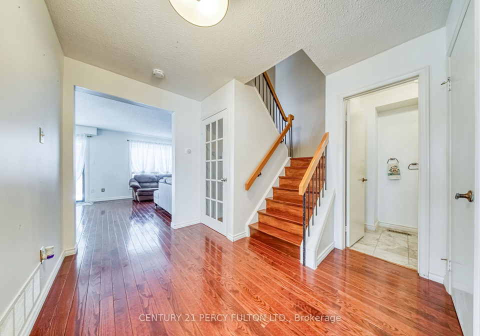 70-millhouse-crescent-scarborough-ontario-e12896776