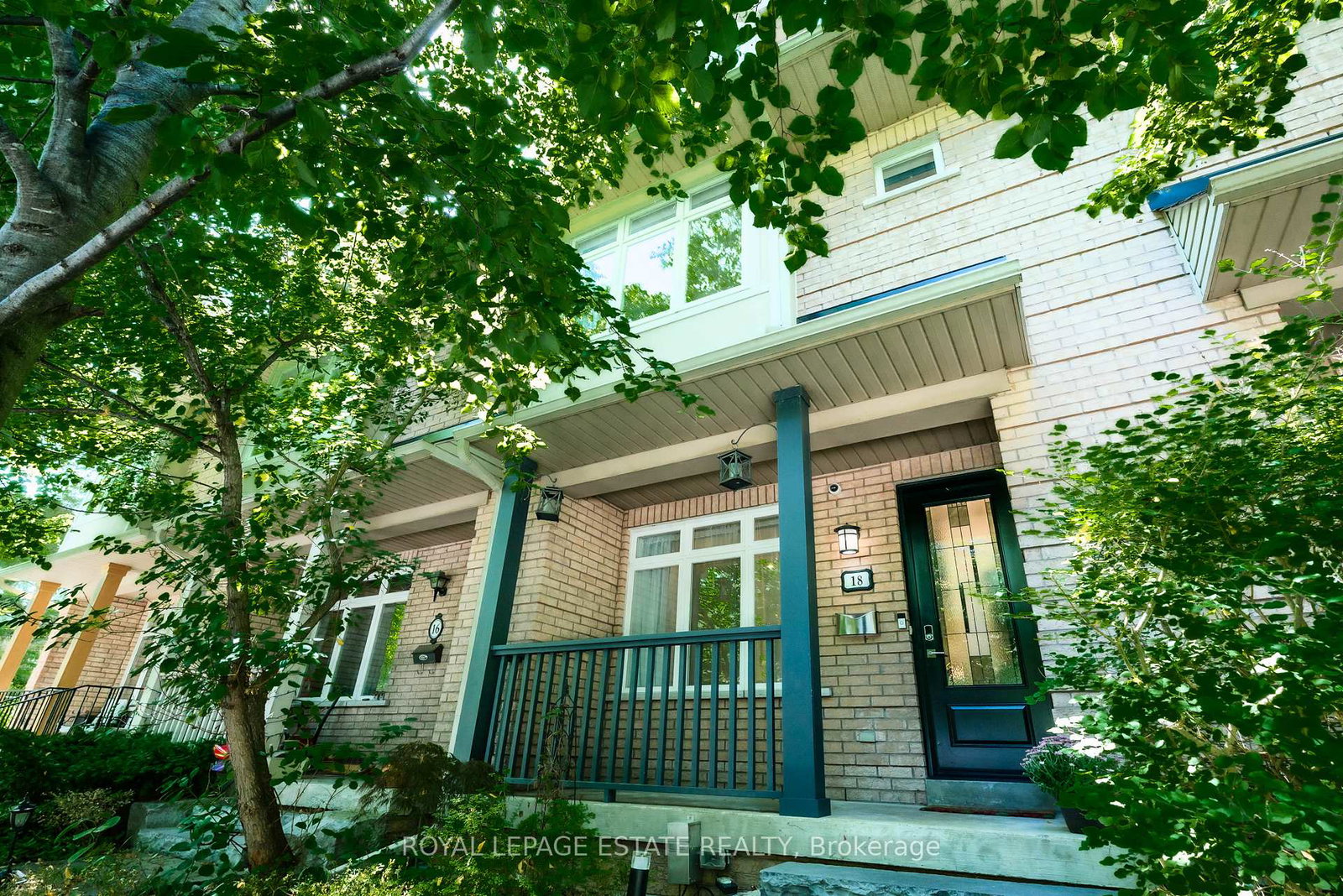 18-bastedo-avenue-toronto-ontario-e12898404