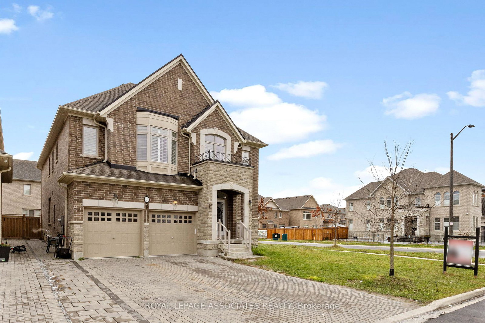 1-morningstar-avenue-whitby-ontario-e12899258