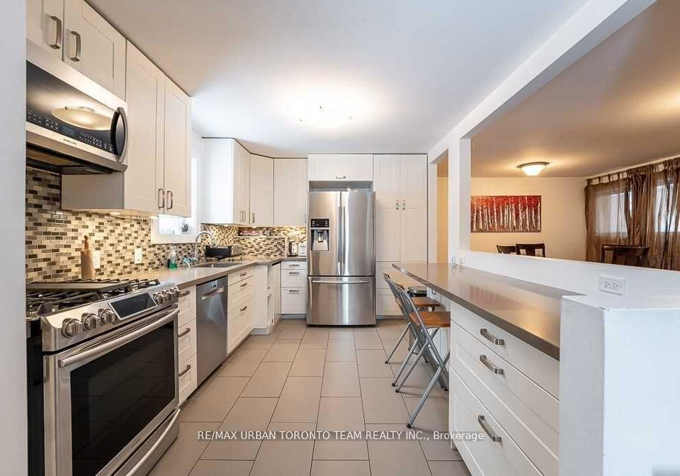 1277-broadview-avenue-east-york-ontario-e12899542