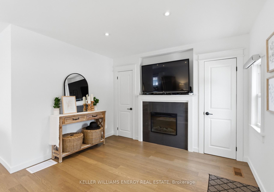 42-darlington-boulevard-clarington-ontario-e12899908