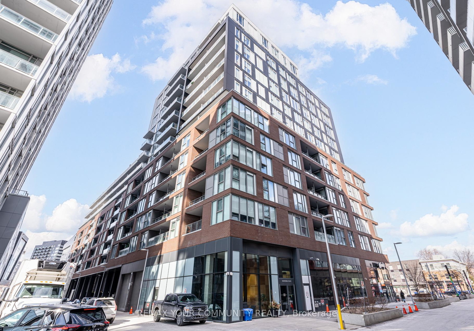 30-baseball-place-toronto-ontario-e12900346