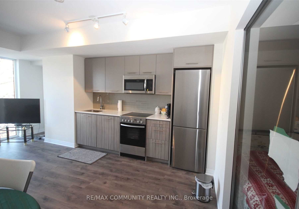 1630-queen-street-e-toronto-ontario-e12900708