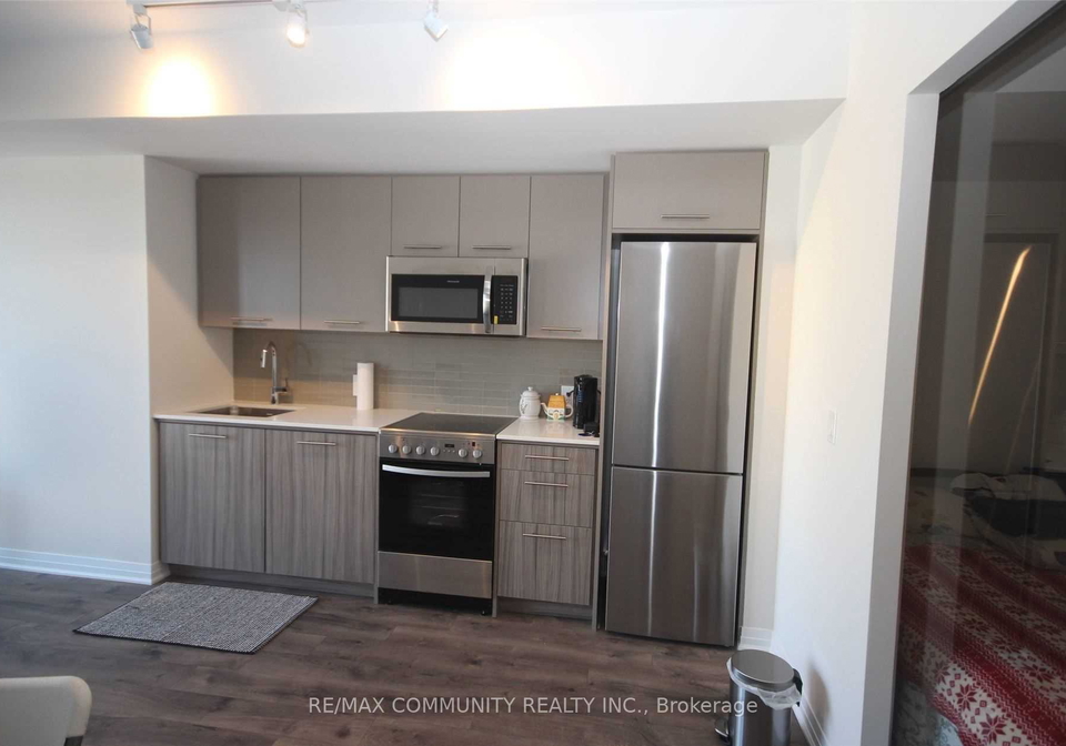 1630-queen-street-e-toronto-ontario-e12900708