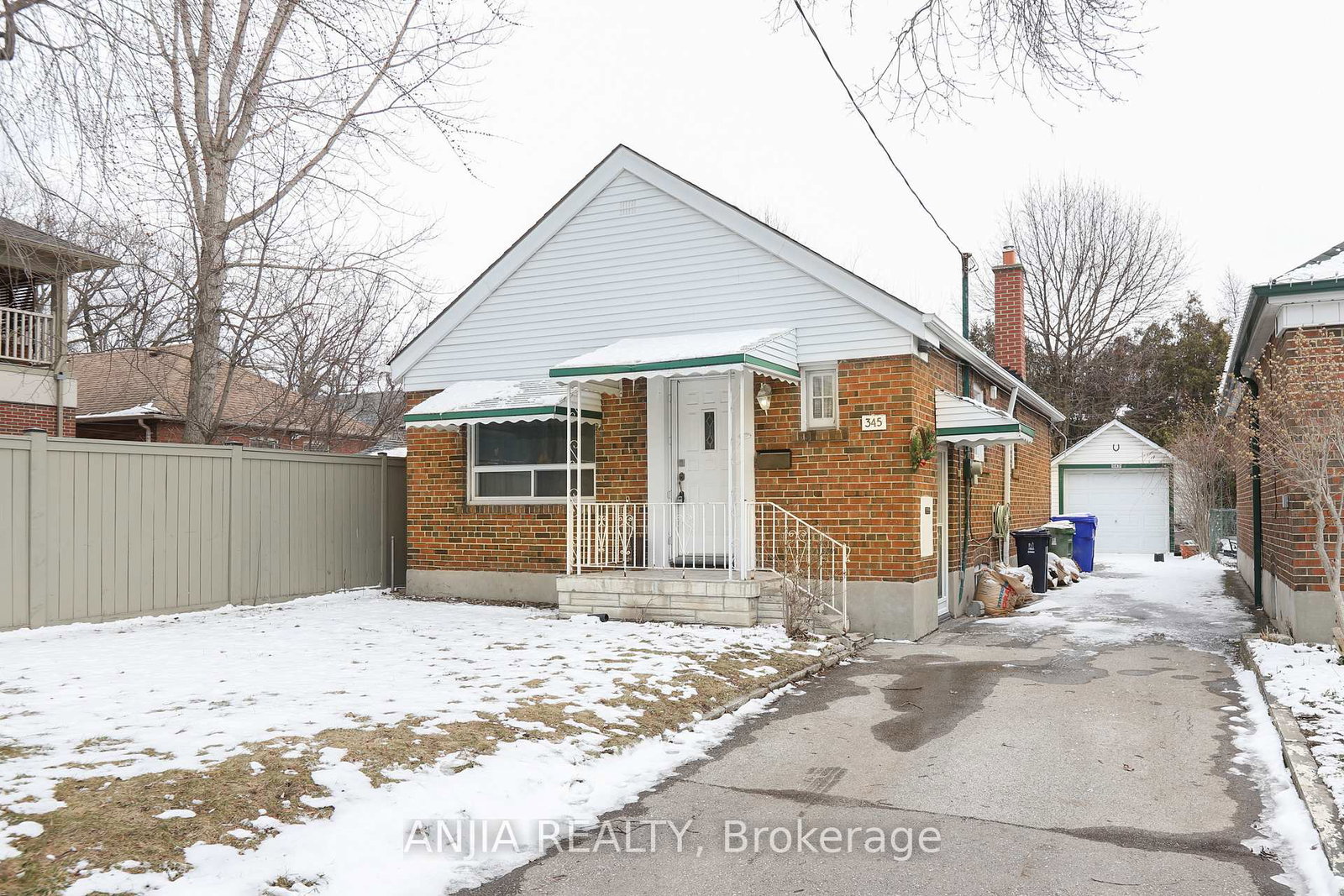 345-glebemount-avenue-east-york-ontario-e12902136