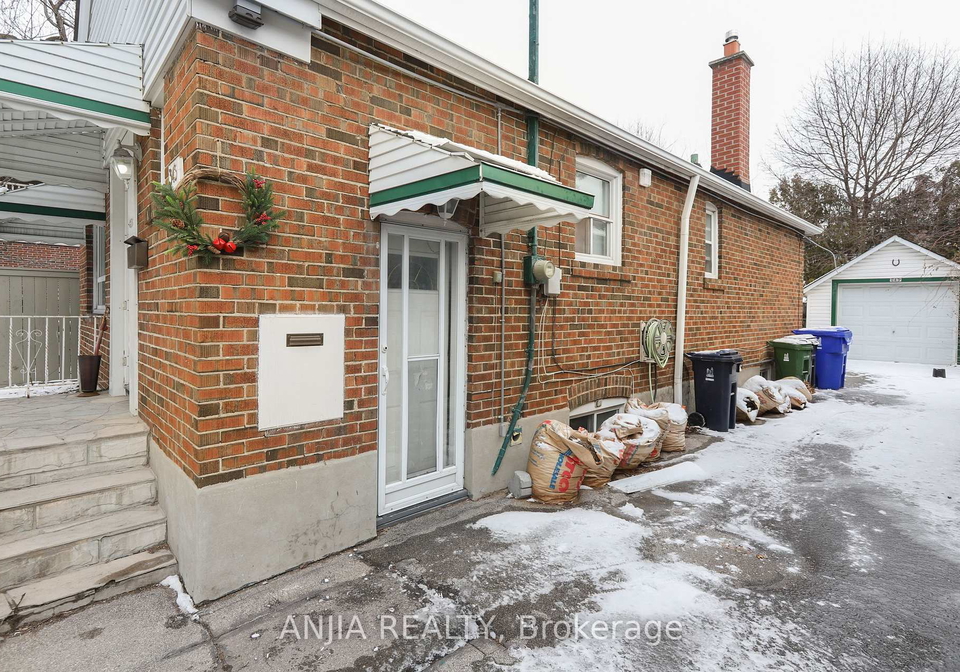 345-glebemount-avenue-east-york-ontario-e12902136