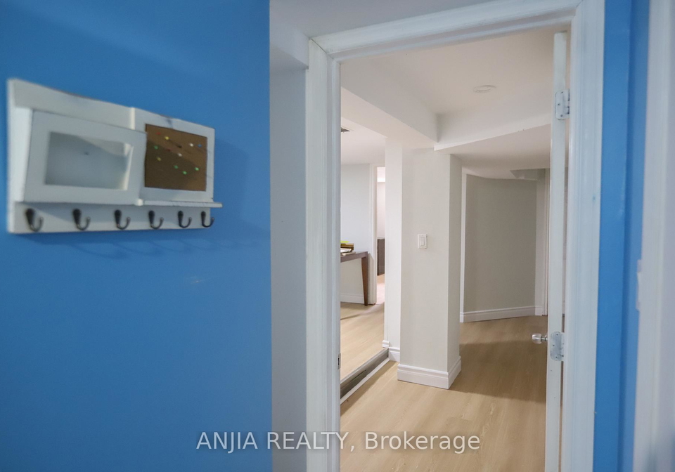 345-glebemount-avenue-east-york-ontario-e12902136