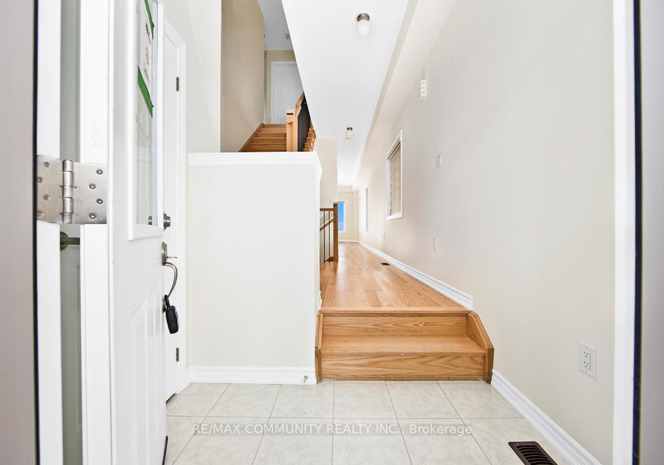 1169-sea-mist-street-pickering-ontario-e12902662