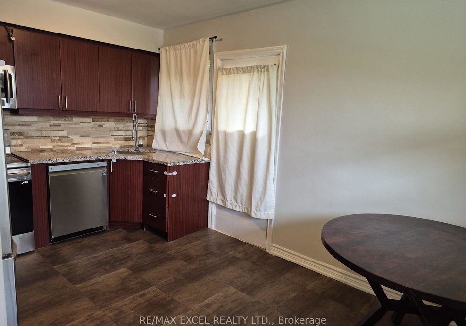 16-sundance-crescent-scarborough-ontario-e12903614