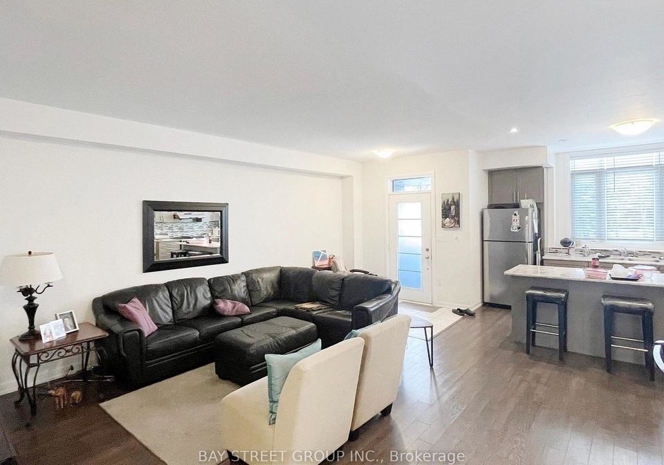 2-longshore-way-whitby-ontario-e12903816
