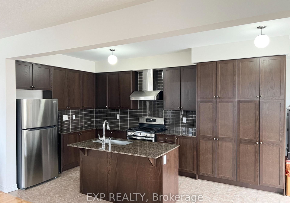 2-littlewood-drive-whitby-ontario-e12905908