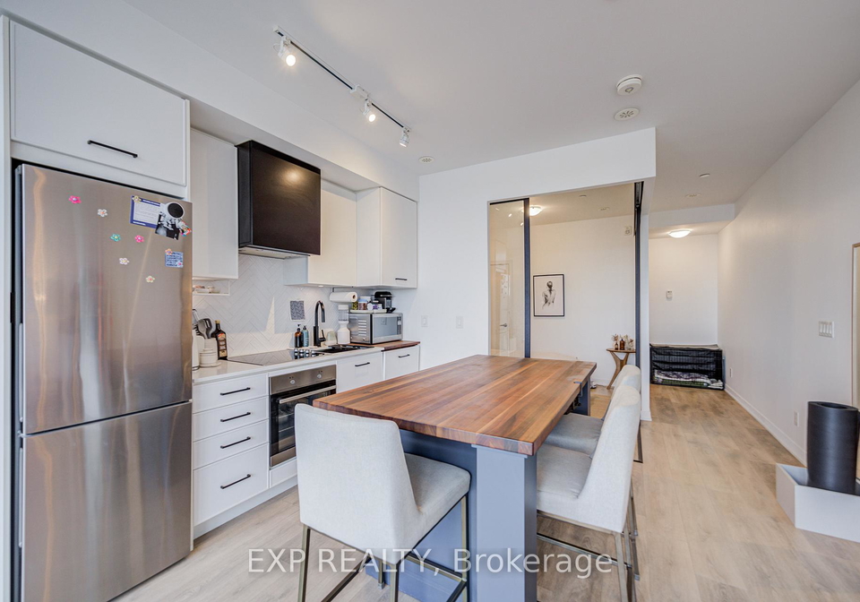 899-queen-street-e-toronto-ontario-e12906418