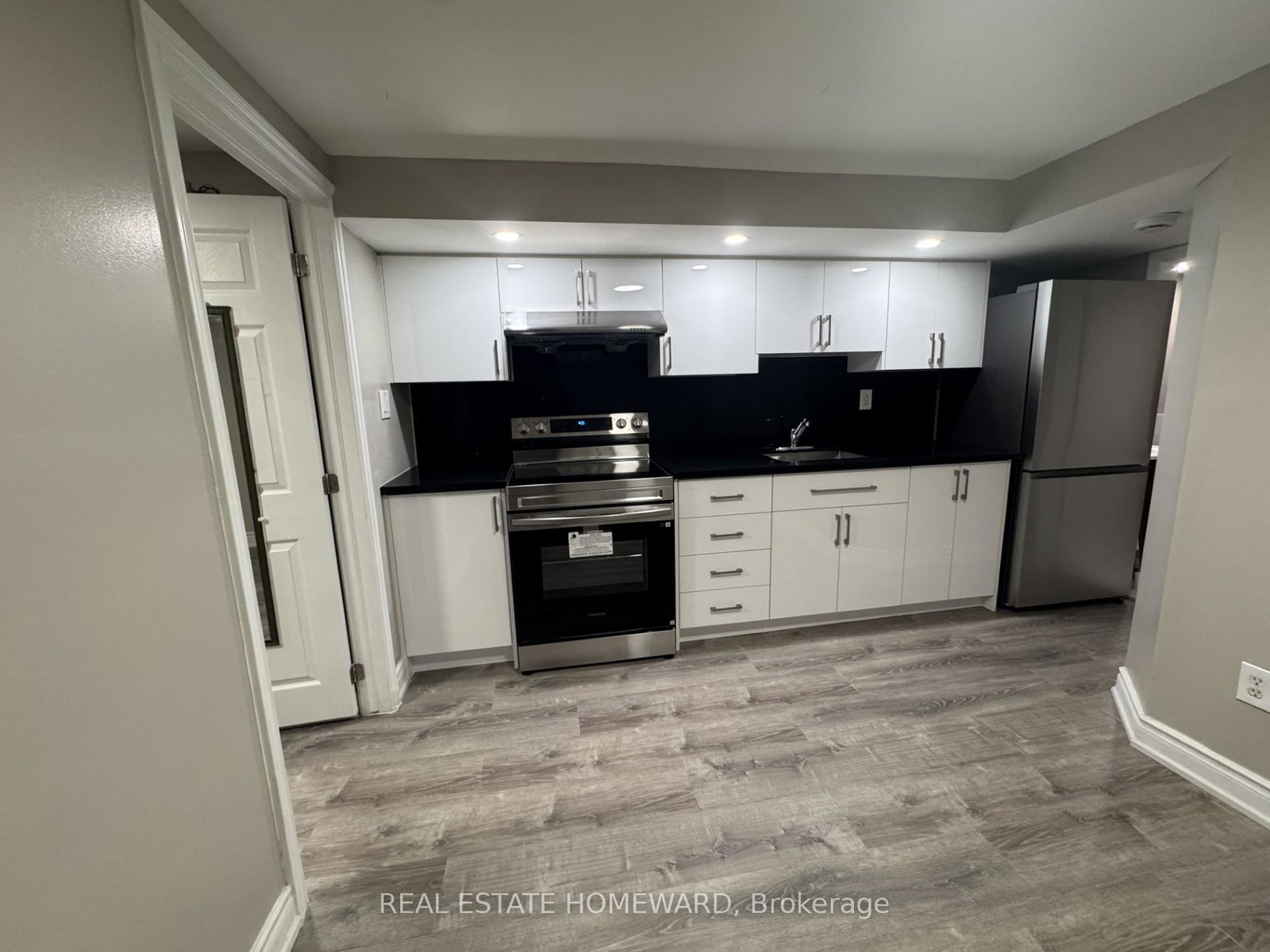 20-robinson-avenue-scarborough-ontario-e12907092