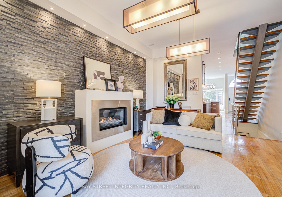 17-frankdale-avenue-east-york-ontario-e12907406
