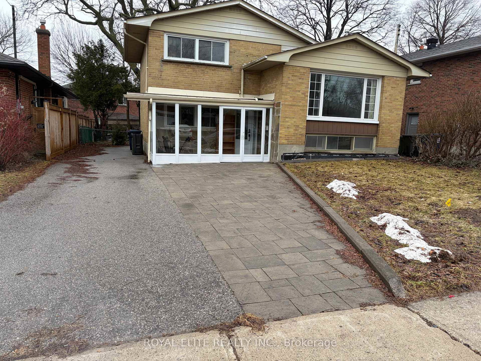 20-shrewsbury-square-scarborough-ontario-e12907594