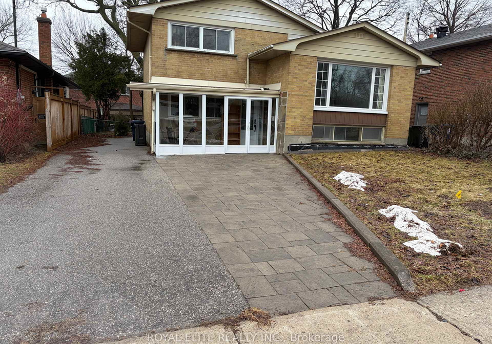 20-shrewsbury-square-scarborough-ontario-e12907594
