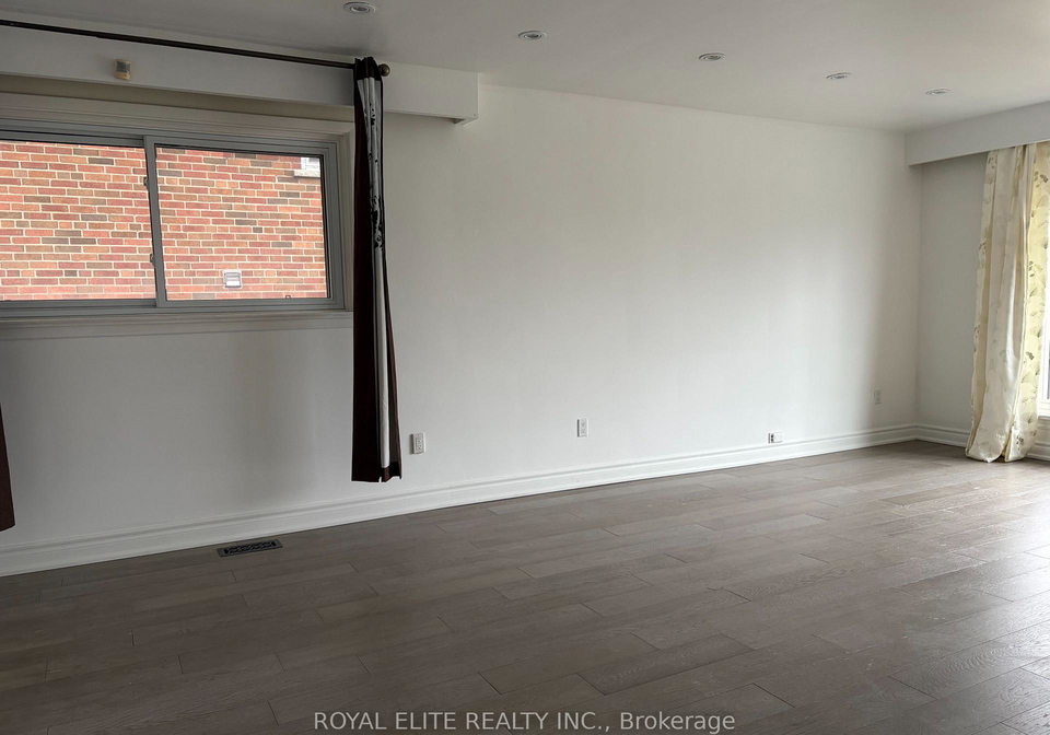 20-shrewsbury-square-scarborough-ontario-e12907594