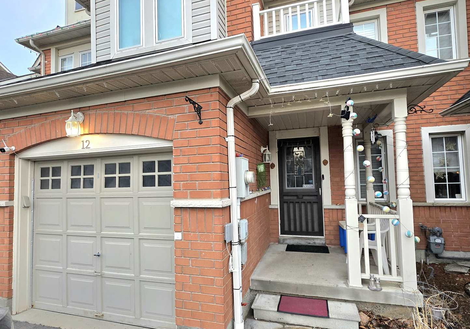 12-whitewater-street-whitby-ontario-e12907830