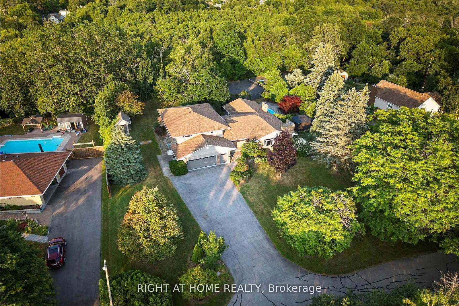 2305-bowmanville-avenue-clarington-ontario-e12908584