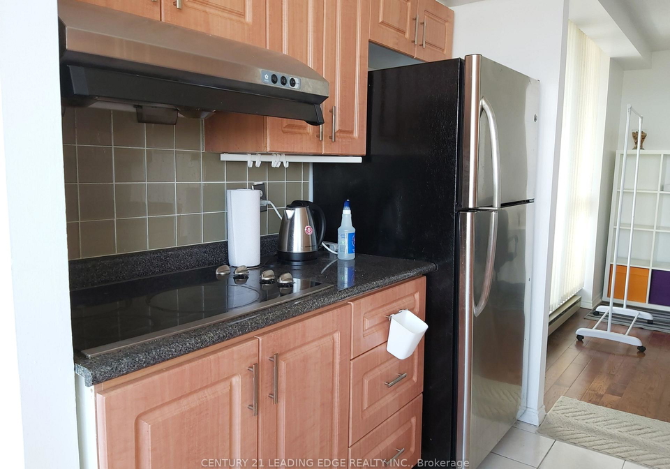 160-alton-towers-circle-scarborough-ontario-e12909886