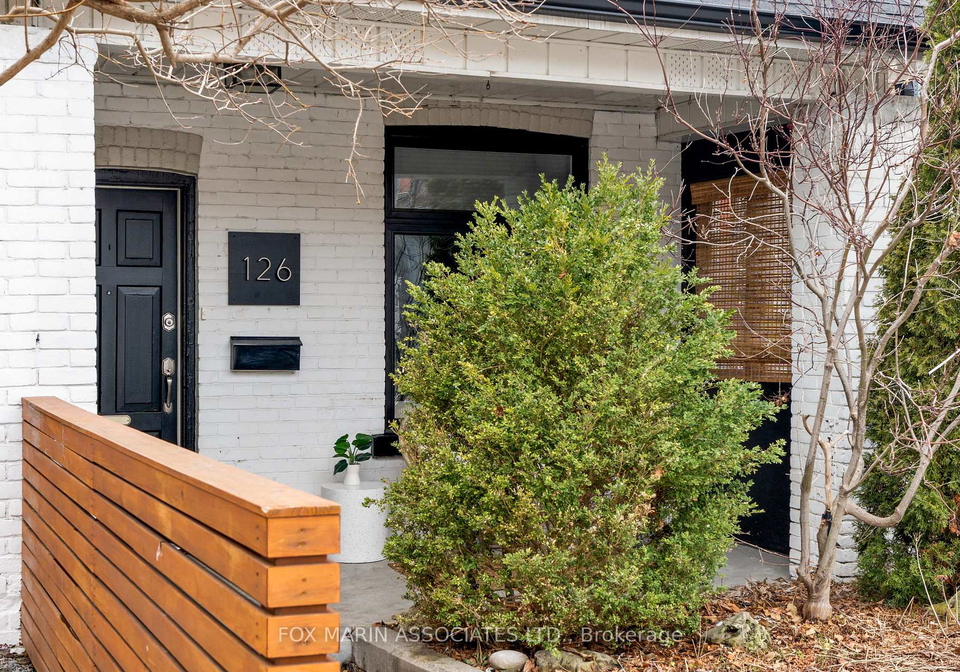 126-roseheath-avenue-toronto-ontario-e12910292