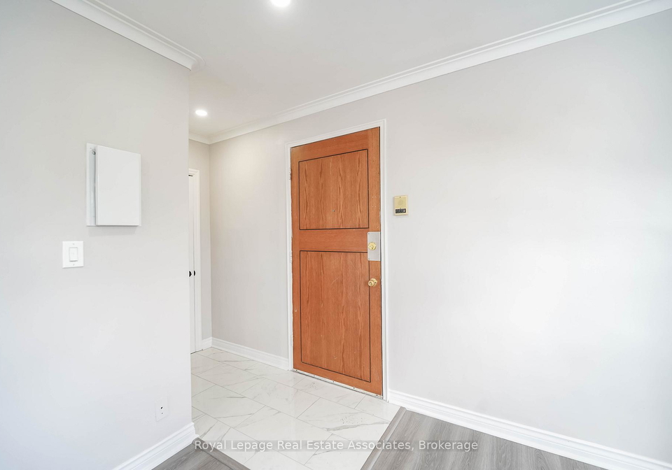 485-mortimer-avenue-east-york-ontario-e12910448