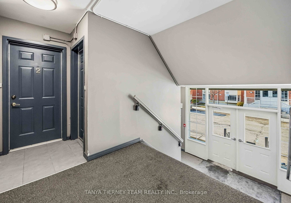 48-petra-way-whitby-ontario-e12911018