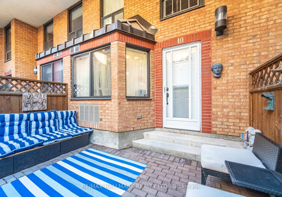 2112-queen-street-e-toronto-ontario-e12911476
