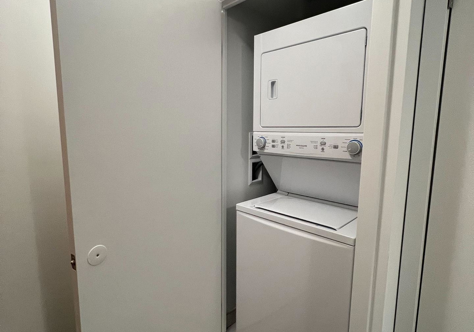 1435-celebration-drive-pickering-ontario-e12912452