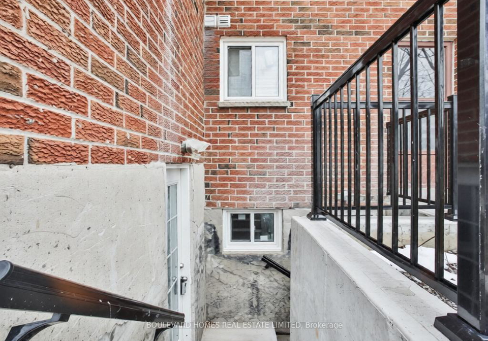 102-terryhill-crescent-scarborough-ontario-e12913076