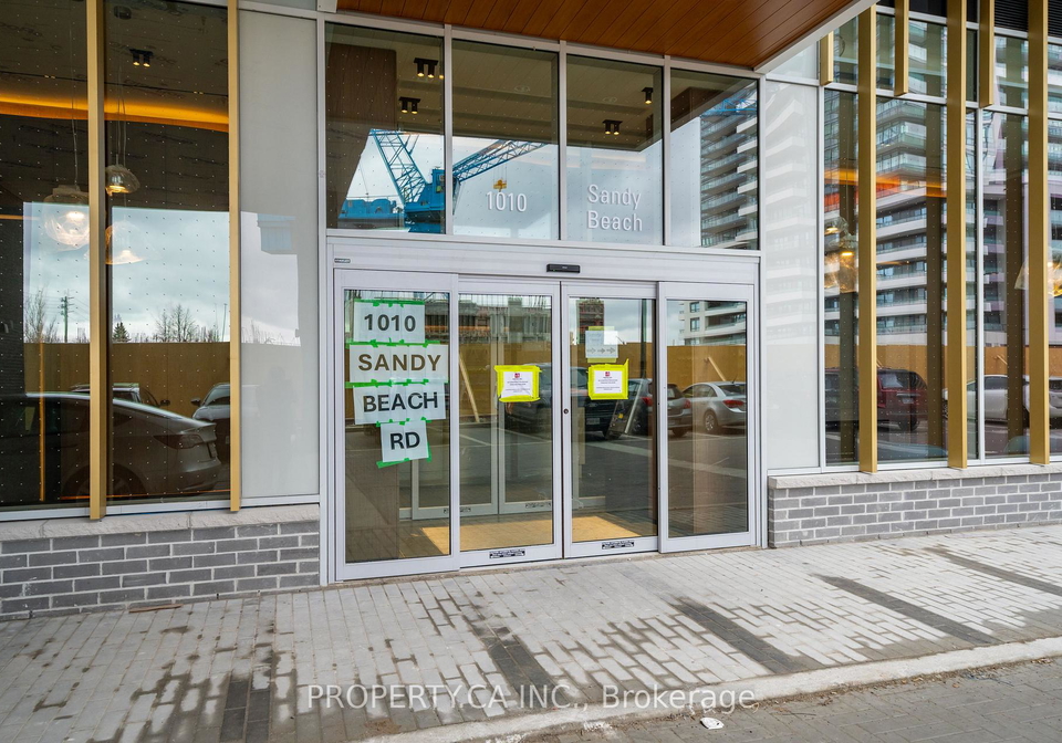 1010-sandy-beach-road-pickering-ontario-e12913610