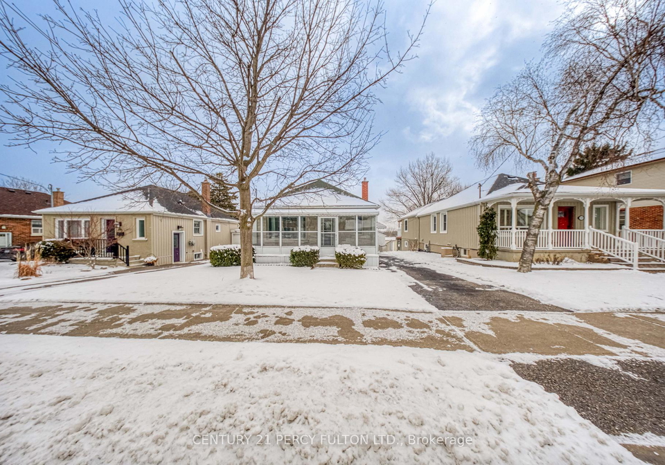 707-athol-street-whitby-ontario-e12913786
