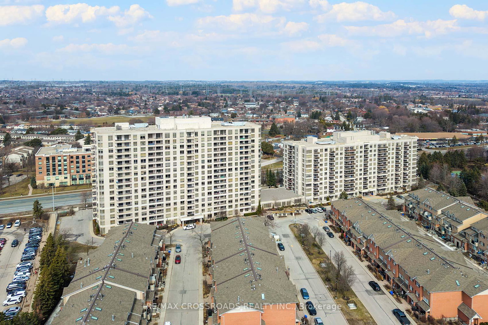 1000-the-esplanade-n-pickering-ontario-e12913802