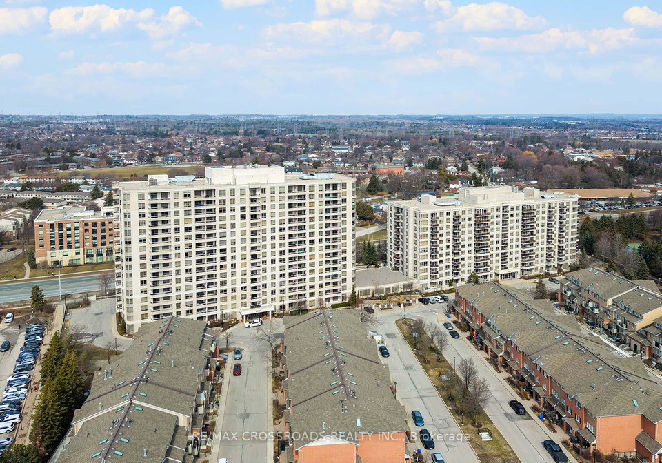 1000-the-esplanade-n-pickering-ontario-e12913802