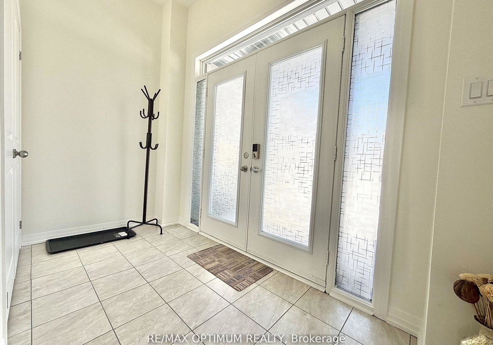 42-cryderman-lane-clarington-ontario-e12913906