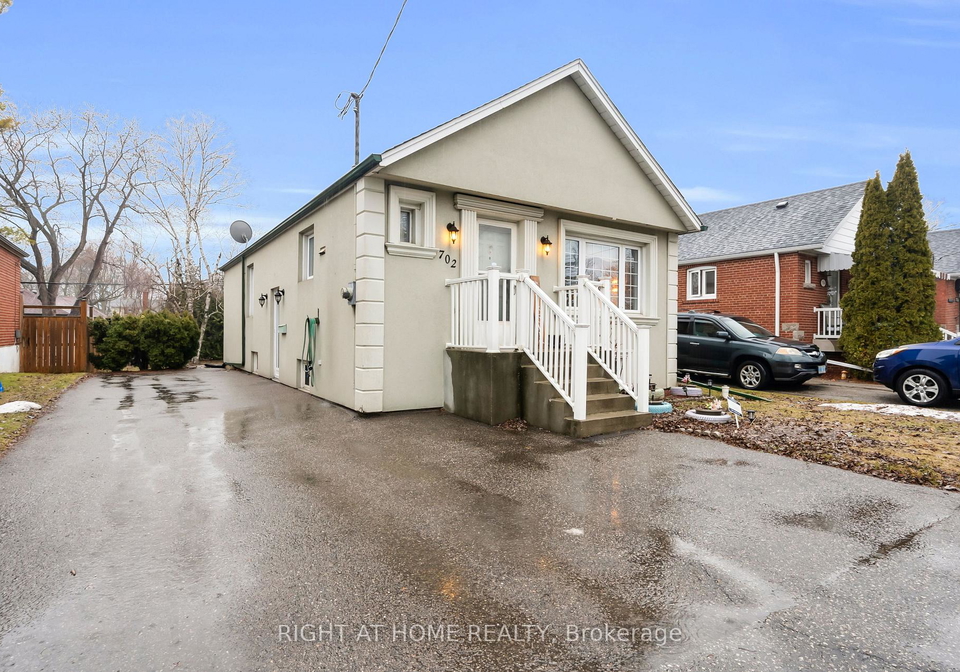 702-pharmacy-avenue-scarborough-ontario-e12914176
