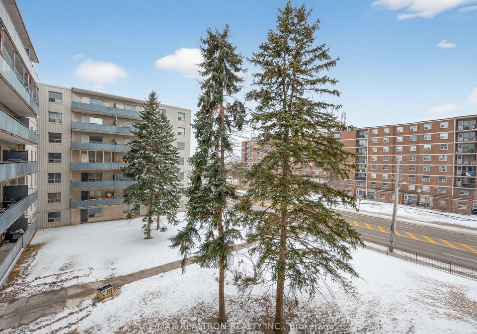 275-wentworth-street-w-oshawa-ontario-e12914682