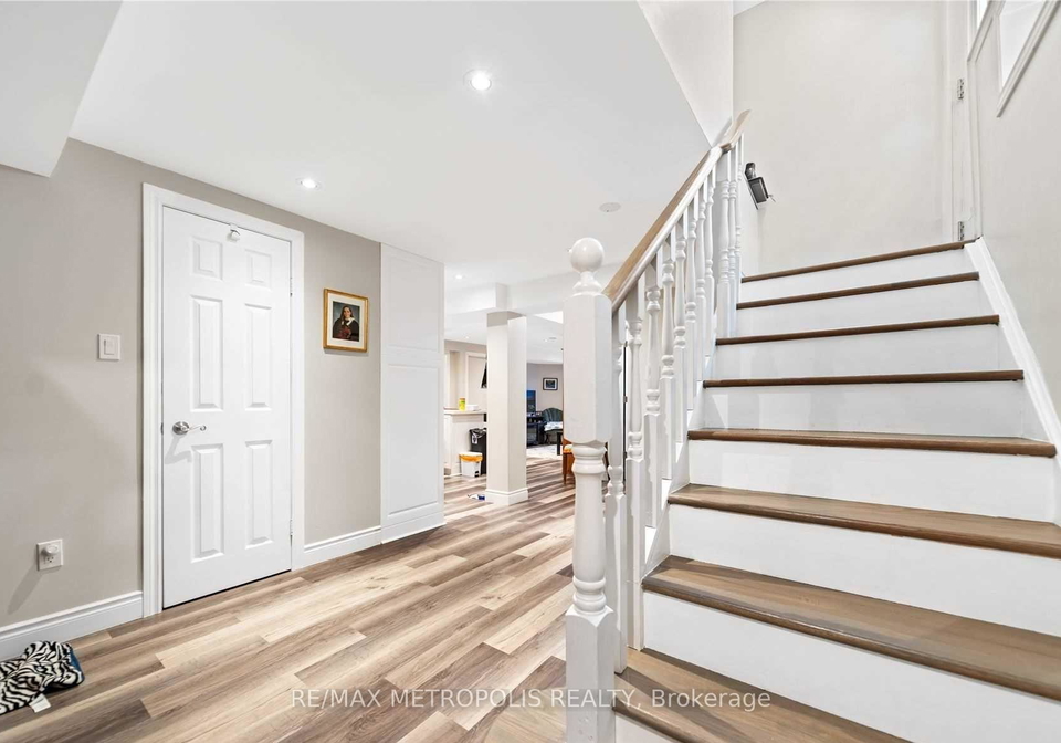 214-stonemanor-avenue-whitby-ontario-e12914832