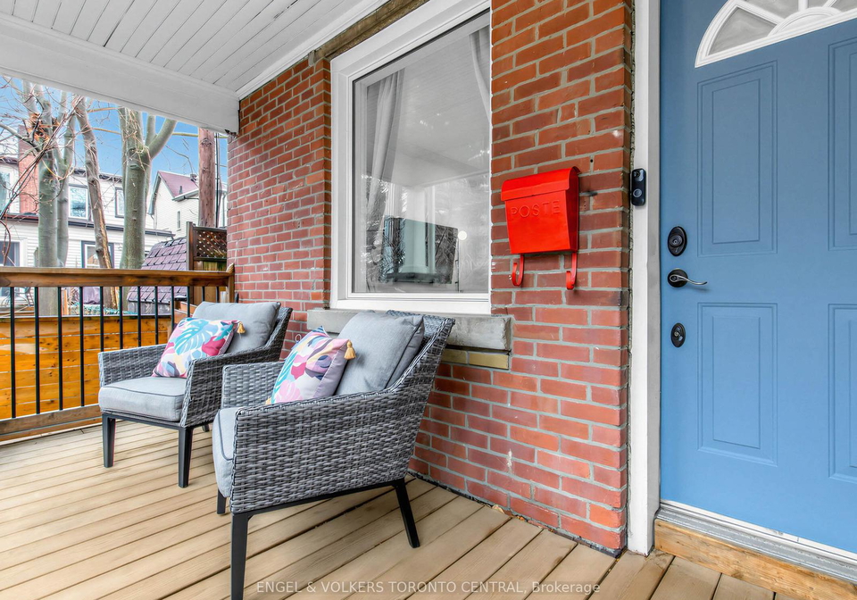 4-felstead-avenue-toronto-ontario-e12914978