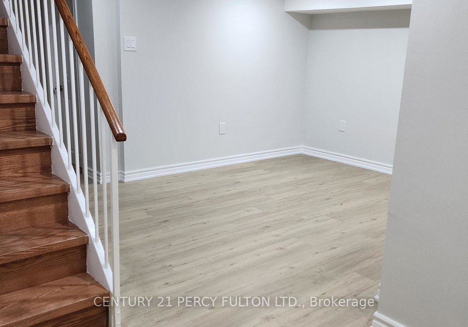 14-farmington-bsmt-crescent-scarborough-ontario-e12915402
