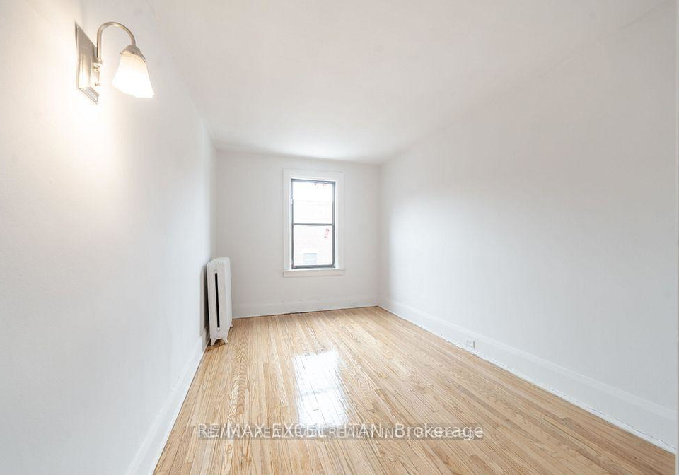 2-kingston-road-toronto-ontario-e12916384