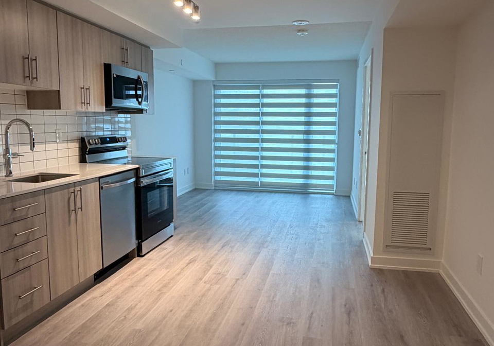 1010-sandy-beach-road-pickering-ontario-e12916414
