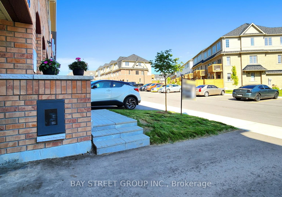 2695-magdalen-path-oshawa-ontario-e12917014