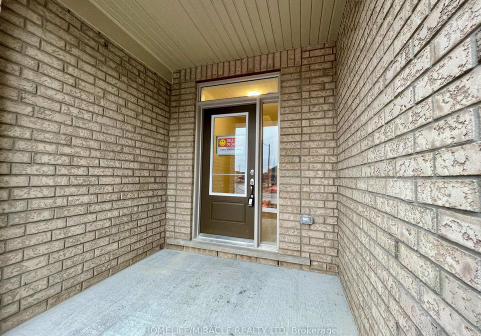 103-air-dancer-crescent-oshawa-ontario-e12917300