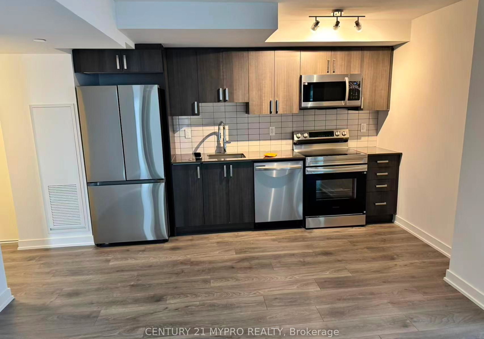 1010-sandy-beach-road-pickering-ontario-e12917464