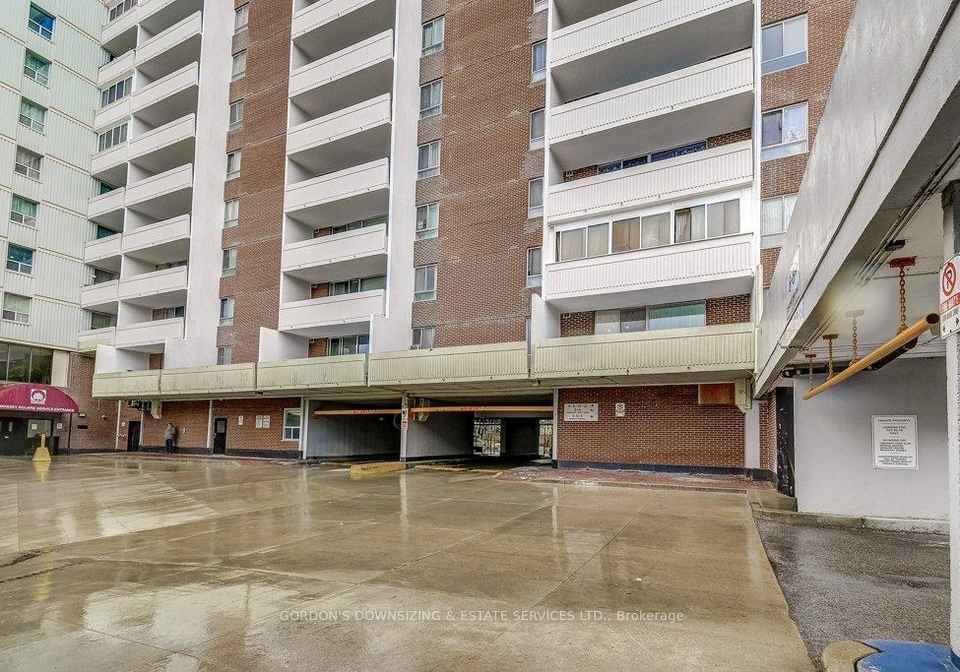 6-crescent-town-road-east-york-ontario-e12918518
